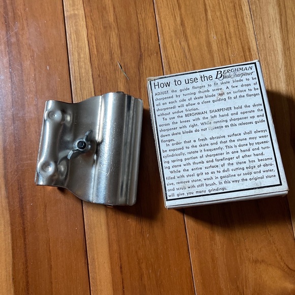 Vintage Berghman Skate Sharpener In Original Box Maywood IL. - Picture 6 of 6